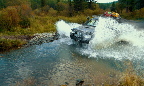 Video. The road to the Multinsky lakes. Extreme safari 4x4 in Altai.