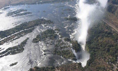 Видео. Водопад Виктория. Полёт на вертолёте. Зимбабве.