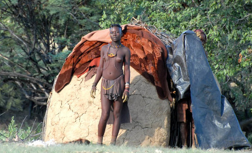 Видео. Затерянные африканские поселения. Сафари на джипах 4х4. Намибия.