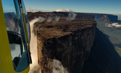 Video. The Lost World. Roraima. Venezuela. Best helicopter flight. Canaima National Park. Venezuela.