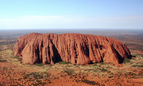 Video. Mount Uluru. Uluṟu-Kata Tjuṯa National Park. Outback. Australia.