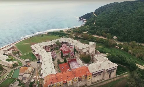 Video. When the soul sings. Georgian chants on Mount Athos. Iversky monastery.