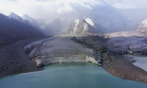 Video. A glacier of the Kyzyl-Asker mountain massif.